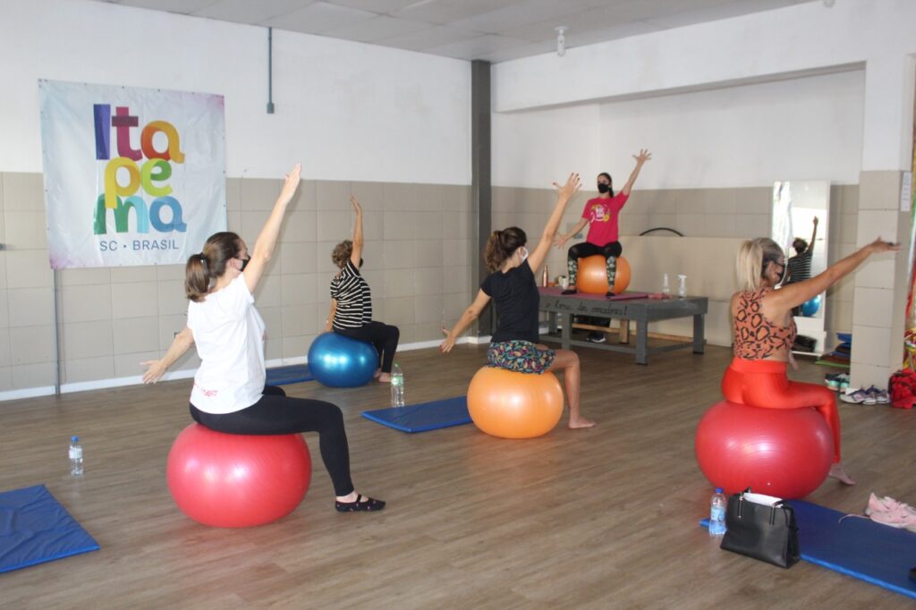 BENEFICIOS DE PRATICAR O PILATES 